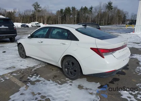 2023 Hyundai Elantra Sel z USA, uszkodzony, nr VIN 5NPLM4AG4PH104640